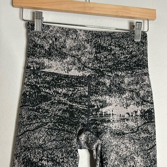 Athleta Elation Glades High Rise Tight Size XS - Picture 10 of 15